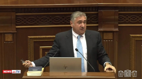 Հովիկ Աղազարյան, այ ընկեր, քո գլխին են սարքելու՝ որպես նախկին դաշնակցական. Արթուր Խաչատրյան