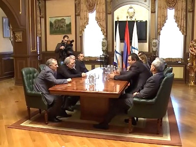 Վեր դնելով ամբիցիաները՝ միանում ենք Ձեզ. Տիգրան Կարապետյանը Ծառուկյանի մոտ էր