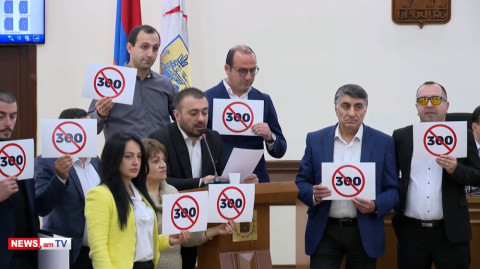Մարդիկ տոտալ մերժում են տրանսպորտի թանկացումը. «Մայր Հայաստանի» ակցիան ավագանու նիստին