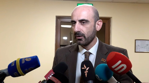 «Հորդոր չի եղել, խնդրանք է եղել». Զեյնալյանը՝ մանդատը վայր դնելու մասին