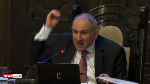 Էս ի՞նչ վիճակ եք ստեղծել Վահրամաբերդում, որ միակ դարդը դասարանի անվանակոչումն է. Փաշինյանը բարկացավ