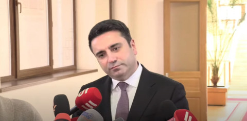 Աղազարյանին ասացի՝ եկել էի քեզ պաշտպանելու, բայց հիմա ինձ հազիվ եմ պահում, որ չխեղդեմ․ Ալեն Սիմոնյան