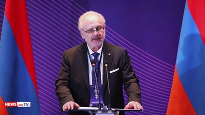 Լատվիայի նախկին նախագահը Երևանում Ռուսաստանին մեղադրեց ցեղասպան գործողությունների մեջ