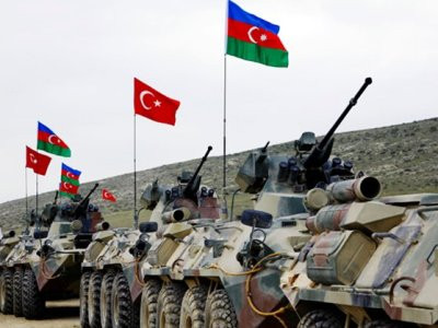 ԼՈՒՐԵՐIՈՒՂԻՂ ԵԹԵՐIԲաքվում թուրք զինվորականները քննարկել են ադրբեջանական բանակի բարեփոխումները