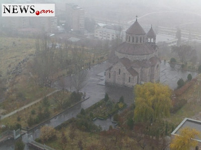 Նոր Նորքում ձյուն է տեղում