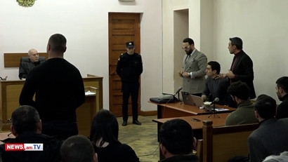 Մենք էլ խոսե՞նք «աչոկներով», էս ի՞նչ արտահայտություն է. Լևոն Քոչարյանի գործով նիստին կրքերը թեժացան
