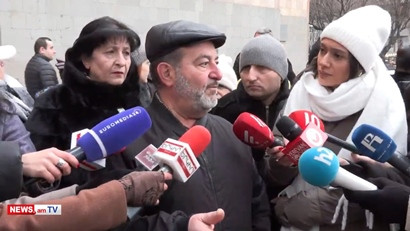 Մեր հարկը կրկնապատկվում է, ազգը պիտի ոտքի կանգնի. Ոսկու շուկայի աշխատակիցներ
