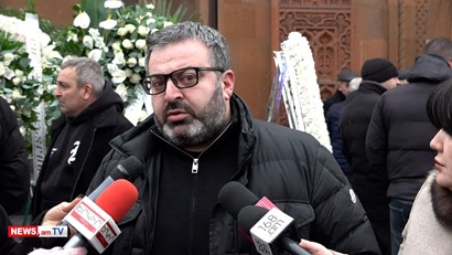 Մհերն իր երազներով ու մտքով հայրենիքի հետ էր. Գառնիկ Դանիելյանը հուզվեց Մհեր Սահակյանի մասին խոսելիս