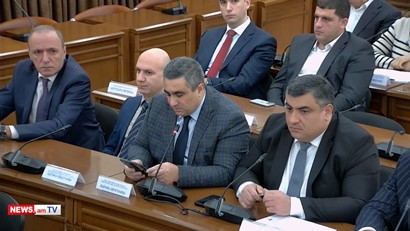 Արտակարգ դեպք մետրոպոլիտենում, ներկել են գնացքի վագոնները. 5 անձ ձերբակալված է