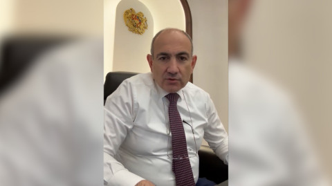 Չկարողացա թվային հարթակի միջոցով ավտոբուսի տոմս գնել ու նյարդայնացա. Փաշինյան