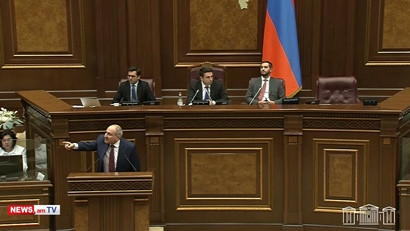 Փաշինյանը ընդդիմությանը մեղադրեց հրապարակում իրանցիների կողմից ադրբեջաներեն երգելու դեպքի համար