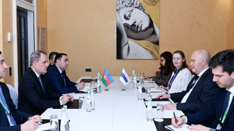 Բայրամովը ԵԱՀԿ քարտուղարին բողոքել է Հայաստանի սահմանադրությունից. Օրը մեկ տողով. 16.02.2025