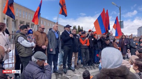 Ոչ մի պարագայում չենք միանալու ՔՊ-ին, Եվրոդաշինքին. «Մայր Հայաստան» դաշինքի Գյումրիի թեկնածու