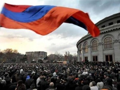 ՈւՂԻՂ. Մեծ հանրահավաք Ազատության հրապարակում՝ ի պաշտպանություն արցախցիների իրավունքների