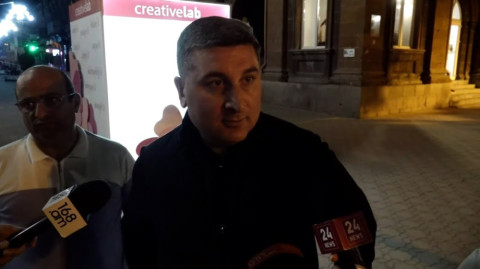 Ո՞ւմ հետ ՔՊ-ն կոալիցիա կկազմի Գյումրիում. հարց Գնել Սանոսյանին