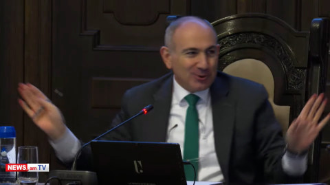 Ես որ ծնկաչոք աղաչեի, ինձ չէին թողնի վարորդականի քննություն տայի. Փաշինյան