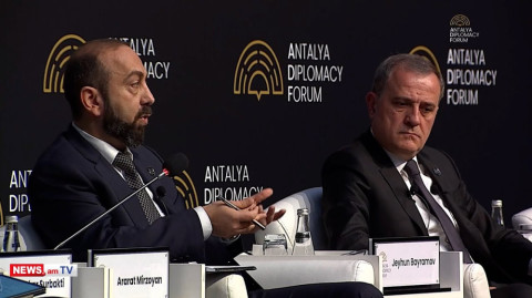Բանավեճ Արարատ Միրզոյանի եւ Ջեյհուն Բայրամովի միջեւ Անթալիայում