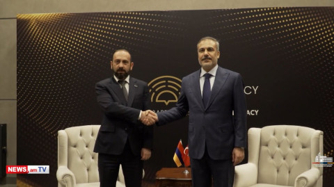 Կադրեր Միրզոյան-Ֆիդան հանդիպումից