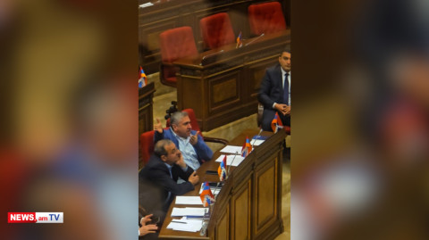 Թեժ բանավեճ Փաշինյանի ներկայությամբ