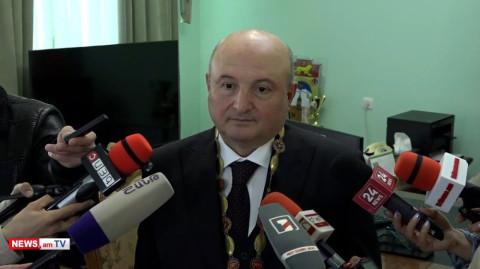 Արցախը կորցրինք, այսքան երեխա զոհվեց, այդքան չխառնվեցին իրար. Վարդան Ղուկասյան