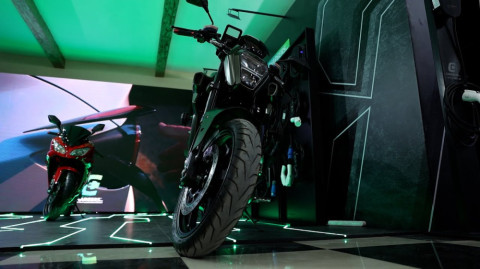Rubicon Motors–ի սպորտային, վինտաժային ու քաղաքային ոճերի էլեկտրական մոտոցիկլետները՝ Leasing EXPO-ին