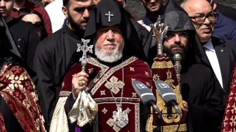 Ցեղասպանության 110–րդ տարելիցը ոգեկոչում ենք արցախյան կորուստների ցավը մեր սրտում. Գարեգին Բ