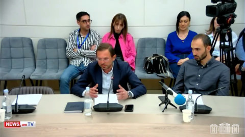«Հատուկ ծրագրով սերժանտների էդ ապուշ գործընթացի իմաստը ո՞րն է, որ մի հատ էլ կրակային է հանձնելու»