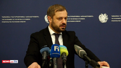 Ձեզ Կոռեկտ պահեք. Պապոյանը վրդովվեց Փաշինյանի մասին հարցից հետո