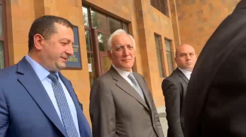 Անգամ կրակոցների պայմաններում մենք շարունակում ենք մեր բանակցությունները Ադրբեջանի հետ. ՀՀ նախագահ