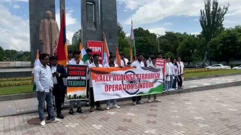 «Դեմ ենք ահաբեկչությանը». հնդիկ երիտասարդների իրազեկման ակցիան Երևանի կենտրոնում