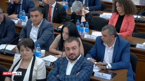 Երբ Նիկոլ Փաշինյանի մեքենան այրեցին, նա ավելի շատ փոխհատուցում ստացավ. ավագանու անդամ