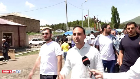Ամեն տարի էլ գալիս եմ, Ղարաքիլիսայի, Սարդարապատի տոնը մեր ամենակարեւոր տոներից է. Ավինյան