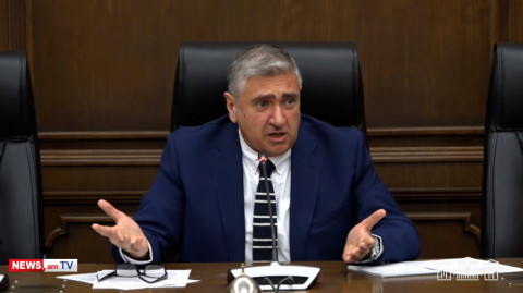 Իրենք հասկանում ենք ինչ վիճակի են հասցրել երկիրը եւ այս ղժղժոցով փորձում են շեղել ժողովրդին