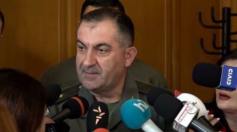 Մենք կրակոցներին ուշադրություն չենք դարձնում, շարունակում ենք մեր ծառայությունը. ԳՇ պետ
