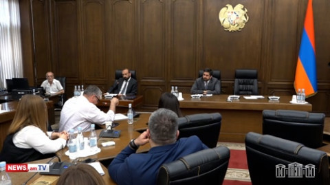 Ադրբեջանը կրակում է, ահռելի քանակով զենք է գնում, օդանավակայաններ է բացում. ինչո՞վ ենք ապահով զգում