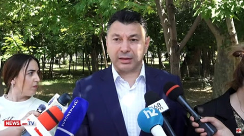 Այ տղա ջան, Արցախը որ հանձնել եք, էդ կուսակրոնությունն է մեղավո՞ր. Էդուարդ Շարմազանովը՝ Փաշինյանին