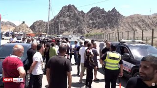 Թող մեղրեցիների անունը չաղավաղեն, տաքսիների գները չեն փոխվել. ինչ է կատարվում Մեղրիի անցակետի մոտ
