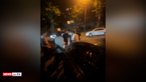 «Ո՞ւր եք տանում էդքանով, արա». քաղաքացիական հագուստով անձինք բերման են ենթարկում ակտիվիստին