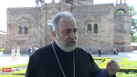 Ամենայն հայոց կաթողիկոսը ազգընտիր կաթողիկոս է. ՀՀ իշխանության կաթողիկոսը չէ.Տաթեւ Եպիսկոպոս Հակոբյան