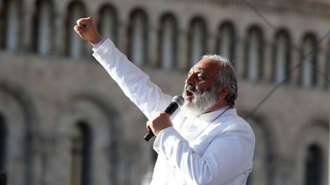 «ՔԿ-ն ստում էր»․ Բագրատ Սրբազանի պաշտպանները նոր հրապարակումներ են անելու