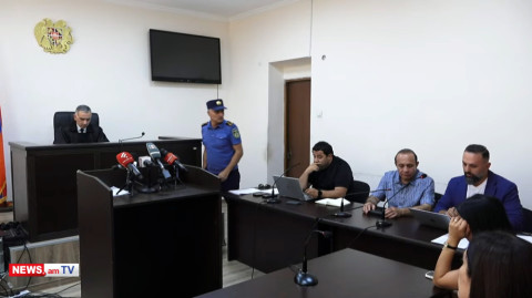 Հովիկ Աբրահամյանի գործով դատավոր Վահե Դոլմազյանն ինքնաբացարկ հայտնեց. դատական նիստն ավարտվեց