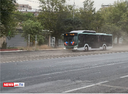 Փուչիկներով ավտոբուսները՝ փոշու մեջ կորած. Գայի պողոտան՝ սեպտեմբերի 1-ին