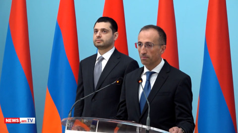 Հավատարիմ մնալ Կառավարության անդամի բարձր կոչմանը. Արսեն Թորոսյանն ու Համբարձում Մաթևոսյանը երդվեցին