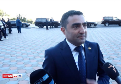Ռոմանոս Պետրոսյանը` երեկվա զանգվածային հոսանքազրկման եւ Ալեն Սիմոնյան-Հայկ Սարգսյան կոնֆլիկտի մասին