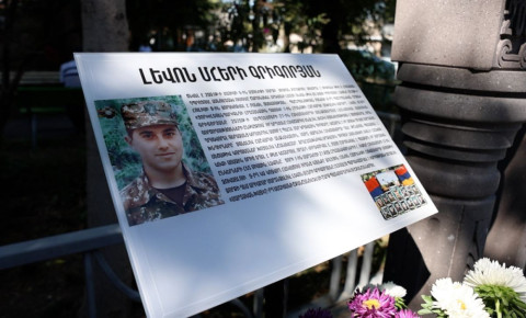 «Ջալալ Հարությունյանի հրամանով տղաները ընկել էին շրջափակման մեջ». 44-օրյա պատերազմում զոհվածի մայր