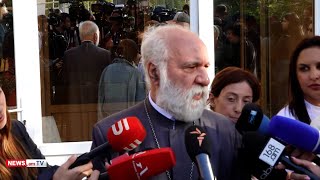 Ծունկի բերել և նստացնել․ սա է «Իրական Հայաստանը». Նաթան սրբազանը ներկա էր Միքայել սրբազանի դատին