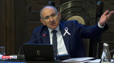 Գիտելիք չունենք, գիտելիք. Փաշինյանը այն մասին, թե ինչու շատ հարցեր չեն կարողանում լուծել