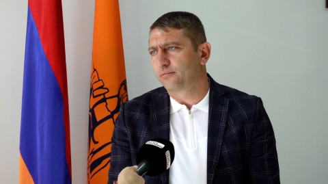 Էջմիածինը մեր հանրապետության Վատիկանը պիտի դարձնենք. Հարությունյան