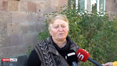 Շատ լավ, խելացի երեխա է, 2 կանֆետ էր  բերում, ասում էր՝ Էմմա տատիկ քեզ համար եմ բերել. համագյուղացի