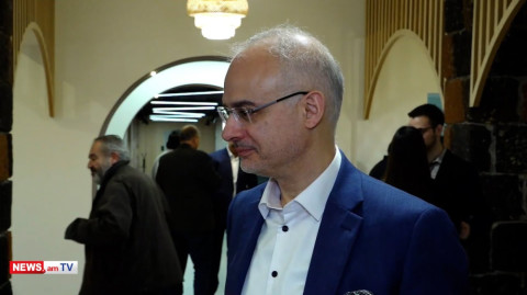 Եթե Փաշինյանը խոսում է Արծվաշենից, նշանակում է՝ նրանից պահանջում են վերադարձնել 3 անկլավները. Զուրաբյան